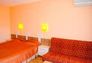 Отель Hotel Apolis Созополь Двухместный номер с 1 кроватью или 2 отдельными кроватями и частичным видом на море-12